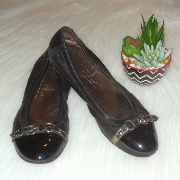 AGL Leather Patent Cap Toe Ballet Flats 37